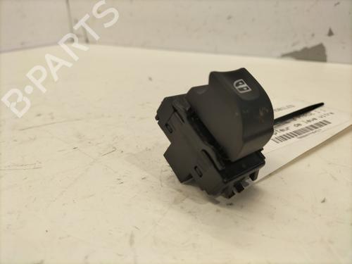 Used Right rear window switch Right rear window switch RENAULT MEGANE III Hatchback (BZ0/1_, B3_) 1.9 dCi (BZ0N, BZ0J) (131 hp) 23830863 23830863