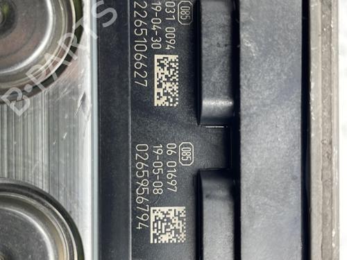 Used ABS pump ABS pump RENAULT CLIO V (B7_) 1.5 Blue dCi 115 (B7AD) (116 hp) 22847663 22847663
