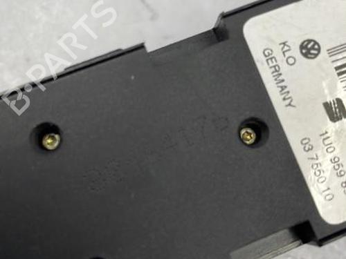 Used Switch Switch SKODA OCTAVIA I (1U2) 1.9 TDI (110 hp) 22831746 22831746