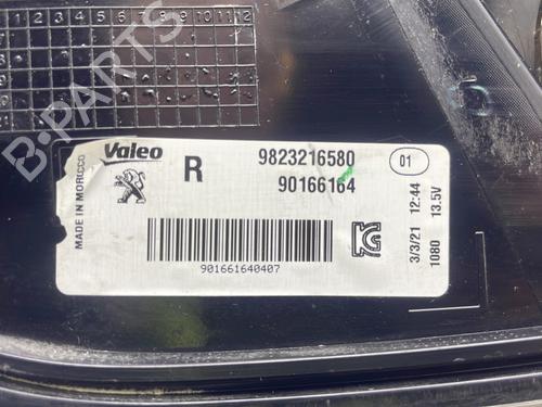 Right taillight PEUGEOT 208 II (UB_, UP_, UW_, UJ_) e-208 | BP29894105C35