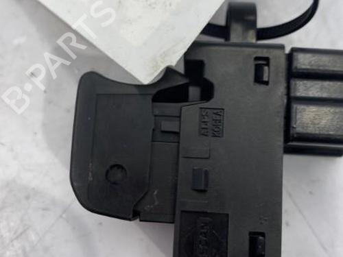 Used Right front window switch Right front window switch NISSAN PATHFINDER III (R51) 2.5 dCi 4WD (171 hp) 22832343 22832343