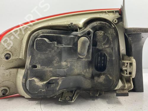 Used Right taillight Right taillight AUDI A4 B7 (8EC) 1.9 TDI (116 hp) 22817475 22817475