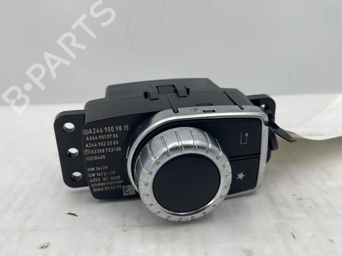 switch-mercedes-benz-cla-shooting-brake-x117-2015-2016-2017-2018-2019-32021481 main image