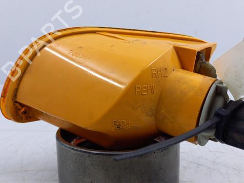 Blinker vorne rechts für FORD FOCUS I (DAW, DBW) 1.6 16V (100 hp) 22826136