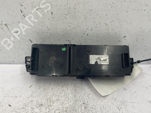 climate-control-renault-megane-iii-hatchback-bz01_-b3_-2008-25603111 main image