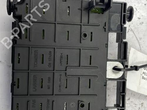 Fuse box PEUGEOT 307 (3A/C) 2.0 HDi 110 | BP22837789E1 