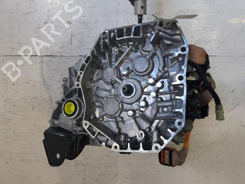 gearbox-dacia-bigster-2024-37732408 main image