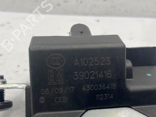 Used Tailgate lock Tailgate lock OPEL CORSA E (X15) 1.4 (08, 68) (90 hp) 29328848 29328848
