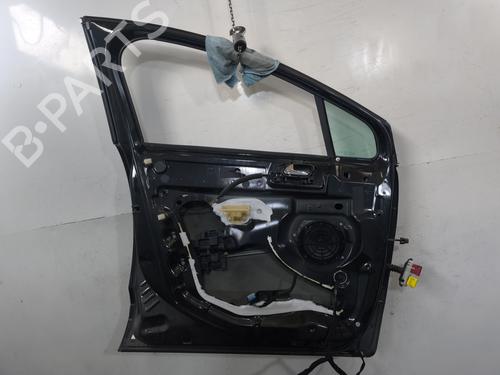 Used Left front door Left front door 38185568 38185568