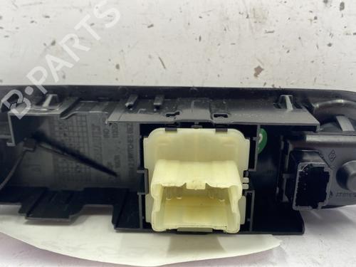 Used Left front window switch RENAULT CLIO IV Grandtour (KH_) 1.5 dCi 90 (KHN3, KHN4) (90 hp) 22844918