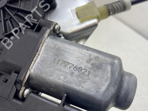 Front right window mechanism RENAULT CLIO III (BR0/1, CR0/1) 1.2 16V (BR0P, CR0P) | BP30882168C23 