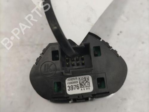 Used Warning switch Warning switch OPEL CORSA E (X15) 1.4 Turbo (08, 68) (101 hp) 22832395 22832395