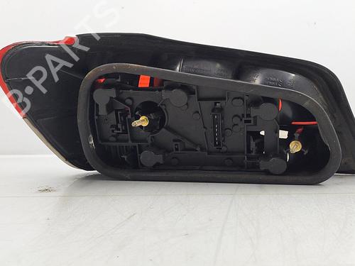Right taillight PEUGEOT 306 Hatchback (7A, 7C, N3, N5) 2.0 HDI 90 | BP22826985C35 