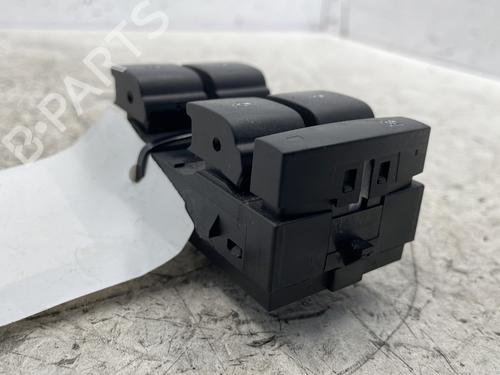 right-rear-window-switch-chevrolet-cruze-j300-2009-25259703 main image