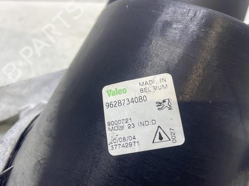 Left front fog light PEUGEOT 206 Hatchback (2A/C) 2.0 HDI 90 | BP29894175C30