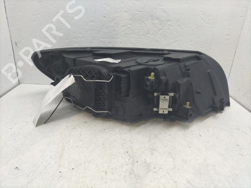 left-headlight-volvo-v50-545-2003-2004-2005-2006-2007-2008-2009-2010-2011-2012-31965988 main image