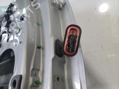 left-front-door-audi-a4-b7-convertible-8he-2002-2003-2004-2005-2006-2007-2008-2009-2010-25837564 main image