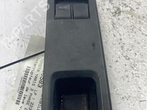 Used Switch Switch TOYOTA YARIS (_P13_) 1.3 (NSP130_, NSP130) (99 hp) 22840987 22840987