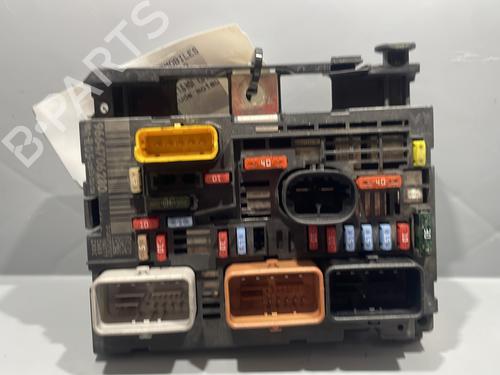 Used Fuse box CITROËN BERLINGO Box Body/MPV (B9) 1.6 HDi 75 (75 hp) 28499494