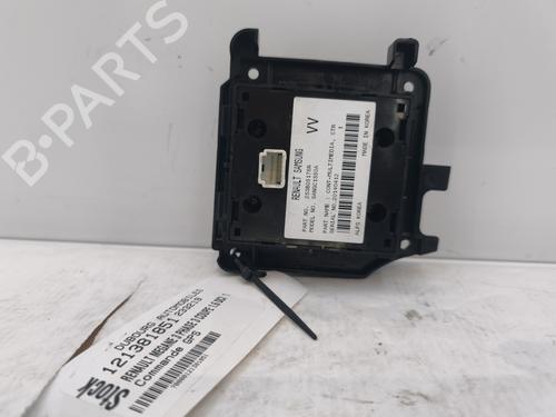 Used Switch Switch RENAULT MEGANE III Coupe (DZ0/1_) 1.6 dCi (DZ00, DZ12, DZ2A, DZ13) (130 hp) 32403449 32403449