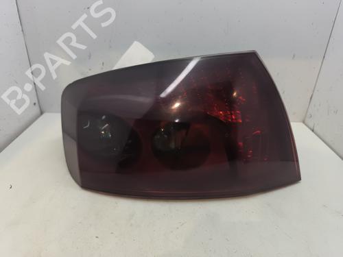 Used Left taillight PEUGEOT 407 (6D_) 2.0 HDi 135 (6DRHRH, 6DRHRE, 6DRHRG, 6DRHRJ) (136 hp) 28482413