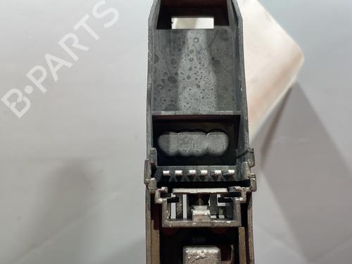 lamp-holder-renault-kangoo-kc01_-1997-28963366 main image
