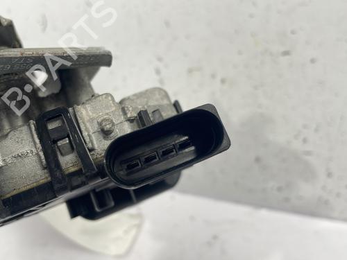 Used Front wiper motor Front wiper motor VW BORA I (1J2) 1.9 TDI (101 hp) 25833325 25833325