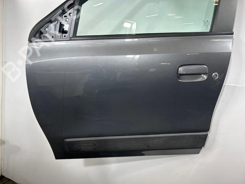 Used Left front door Left front door 39166030 39166030