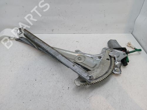 Elevalunas delantero derecho TOYOTA COROLLA Liftback (_E11_) 2.0 D (CE110) (72 hp) 29960041