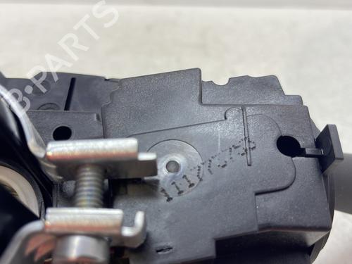 Steering column stalk PEUGEOT 2008 II (UD_, US_, UY_, UJ_, UR_, UC_) e-2008 (UKZKXZ) | BP29044092I23 