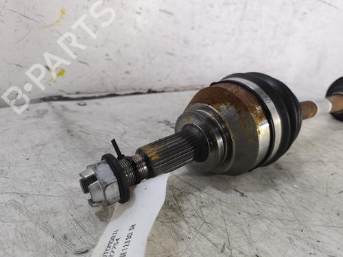 Used Left front driveshaft Left front driveshaft RENAULT TRAFIC III Bus (JG_) [2014-2026] 26584733 26584733