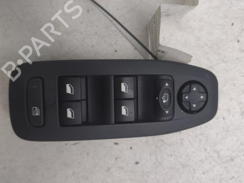 Used Left front window switch PEUGEOT 208 I (CA_, CC_) 1.6 HDi (92 hp) 32205044