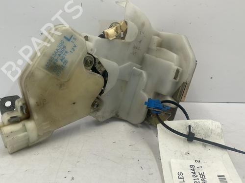 Used Rear left lock NISSAN X-TRAIL I (T30) 2.2 Di 4x4 (114 hp) 22823542