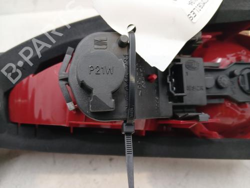 Left tailgate light SEAT LEON (1P1) 1.9 TDI | BP29980398C79