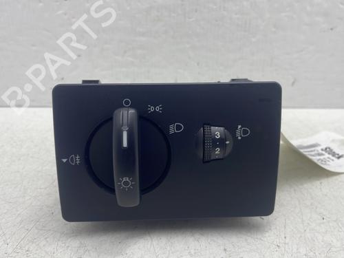 Commande de phare FORD FIESTA V (JH_, JD_) 1.4 TDCi (68 hp) 31706147