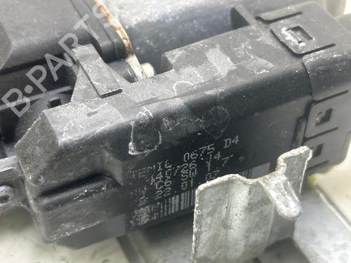 Used Rear right window mechanism Rear right window mechanism RENAULT MEGANE II Estate (KM0/1_) 1.5 dCi (KM16, KM1E) (106 hp) 39979223 39979223