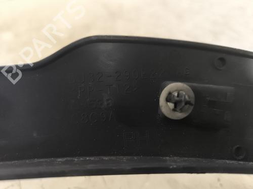 Rear right wheel arch trim LAND ROVER RANGE ROVER EVOQUE (L538) 2.2 D 4x4 | BP23905668C137 