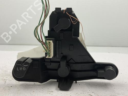 Used Lamp holder Lamp holder TOYOTA COROLLA (_E12_) 1.6 VVT-i (ZZE121_, ZZE121R) (110 hp) 22818031 22818031