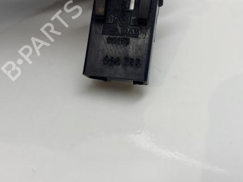 Used Warning switch Warning switch RENAULT CLIO II (BB_, CB_) [1998-2016] 30647559 30647559