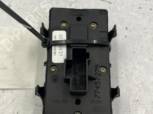 Used Switch FORD MONDEO III (B5Y) 2.0 16V TDDi / TDCi (115 hp) 22829730