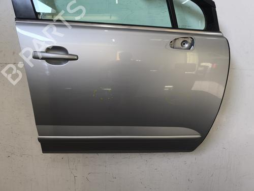 Used Right front door Right front door PEUGEOT 5008 (0U_, 0E_) 1.6 HDi (112 hp) 36172424 36172424