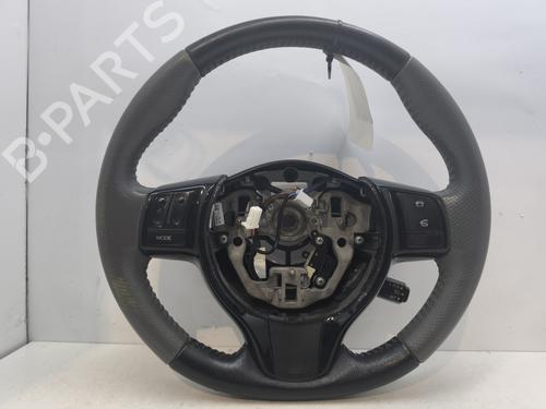 Used Steering wheel TOYOTA YARIS (_P13_) 1.5 Hybrid (NHP130_, NHP130) (101 hp) 29054610
