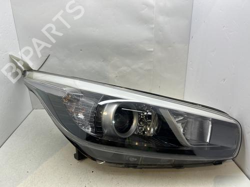 Right headlight KIA CEE'D Sportswagon (JD) 1.6 CRDi 136 | BP35961293C29 - Image 2