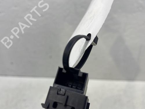 Used Right rear window switch Right rear window switch VW GOLF VI (5K1) [2008-2014] 32856378 32856378