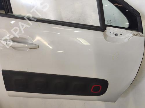 Dør højre fortil Dør højre fortil CITROËN C3 III (SX) 1.2 VTi 82 (82 hp) 37449390 37449390