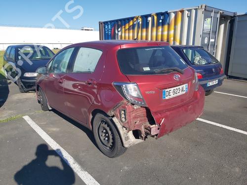 Brugte TOYOTA YARIS (_P13_)  1.4 D (NLP130_, NLP130)  4618525