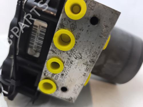 abs-pump-renault-megane-ii-saloon-lm01_-2003-29222421 main image