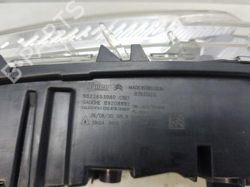 left-daytime-light-citroen-c4-spacetourer-3d_-2018-33316690 main image