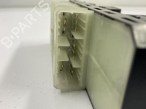 Used Switch Switch SUZUKI SWIFT III (MZ, EZ) 1.3 (RS413, ZC11S) (92 hp) 22817511 22817511