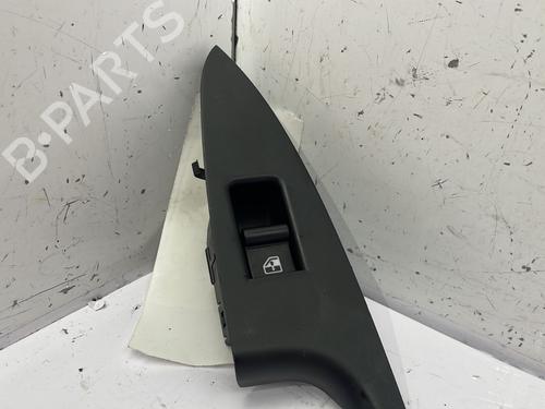 Left rear window switch ALFA ROMEO GIULIETTA (940_) 1.6 JTDM (940FYB11, 940FYB1A, 940FYF11, 940FYF1A) | BP25120729I29 - Image 3